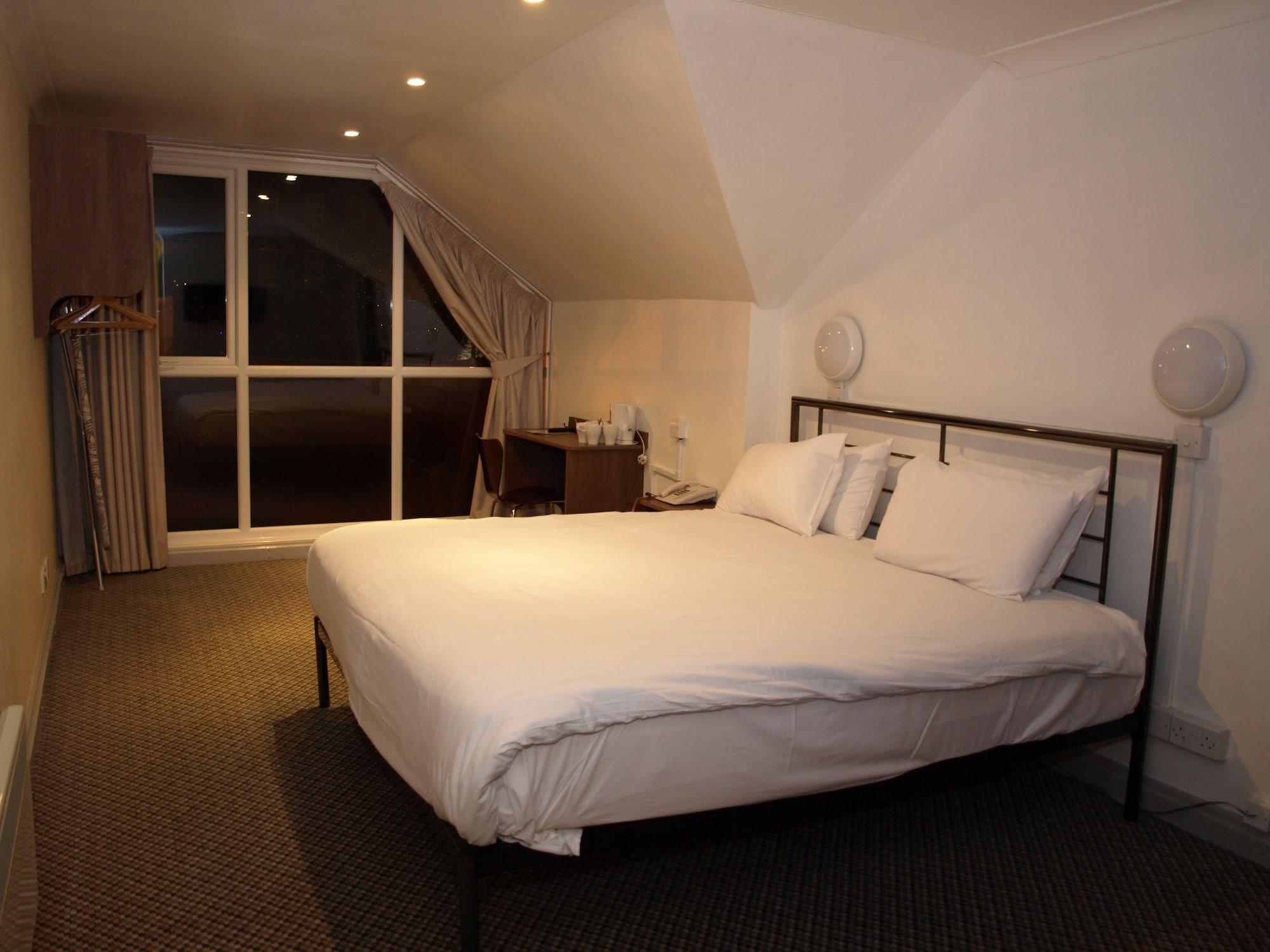 247Hotel.Com Oldham Bagian luar foto