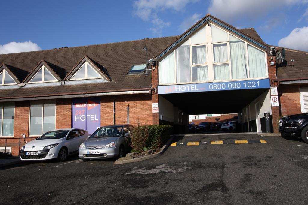 247Hotel.Com Oldham Bagian luar foto